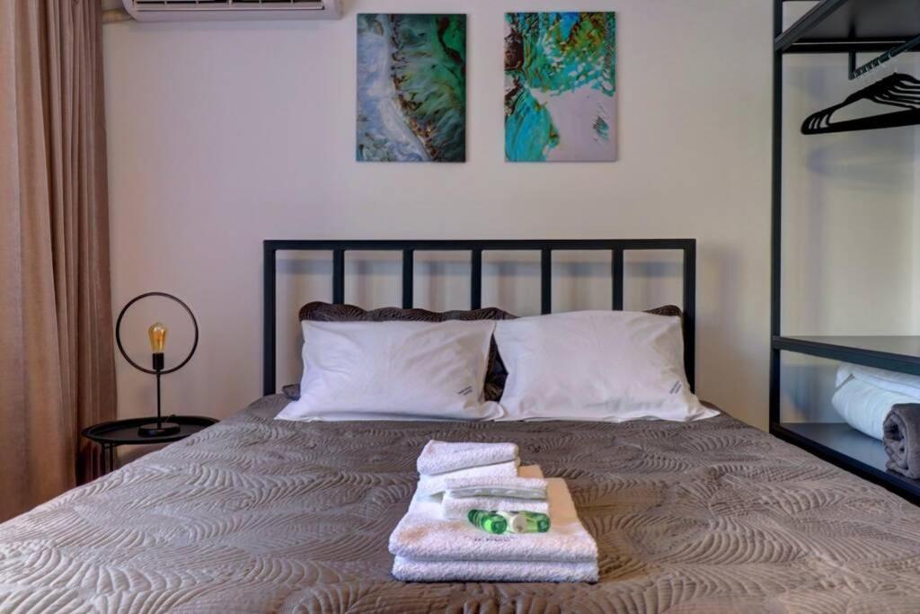 Town Square Apartment Prishtinë Ngoại thất bức ảnh