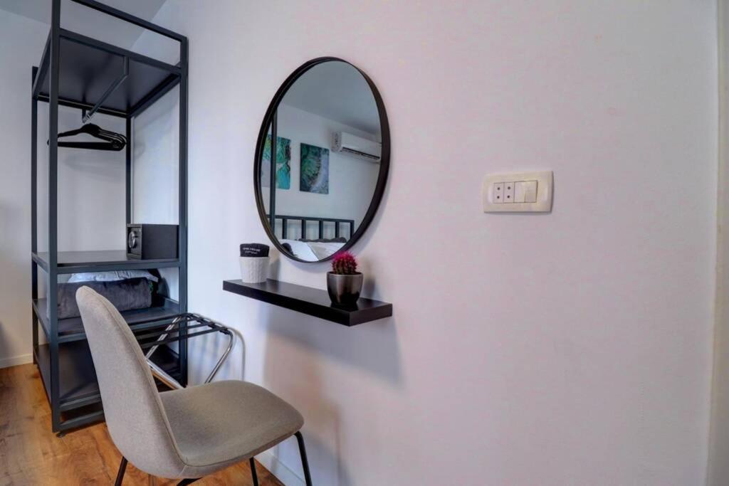 Town Square Apartment Prishtinë Ngoại thất bức ảnh