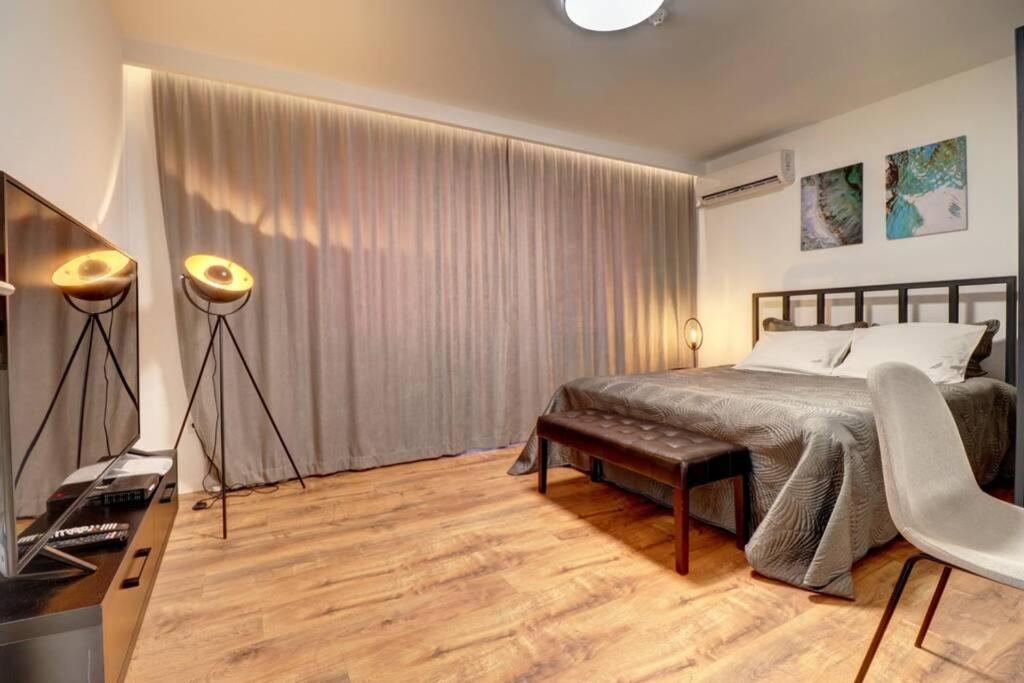 Town Square Apartment Prishtinë Ngoại thất bức ảnh